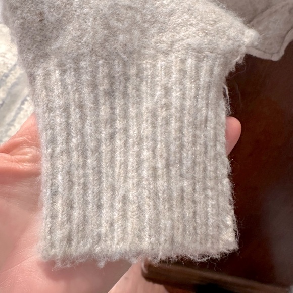 Urban Outfitters super soft crop sweater small - Picture 6 of 6